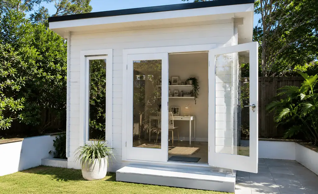 A tenant is renting a granny flat built as an secondary dwelling behind the main house.